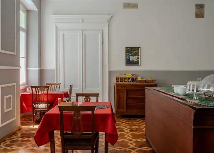 Pensjonat Da Noi A Triest